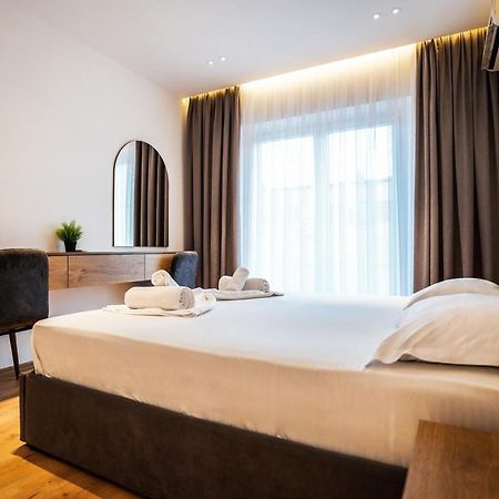 Hidden Gem Tirana 2Br Comfort In Historic Zone Exteriör bild