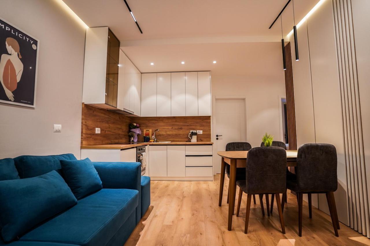 Hidden Gem Tirana 2Br Comfort In Historic Zone Exteriör bild
