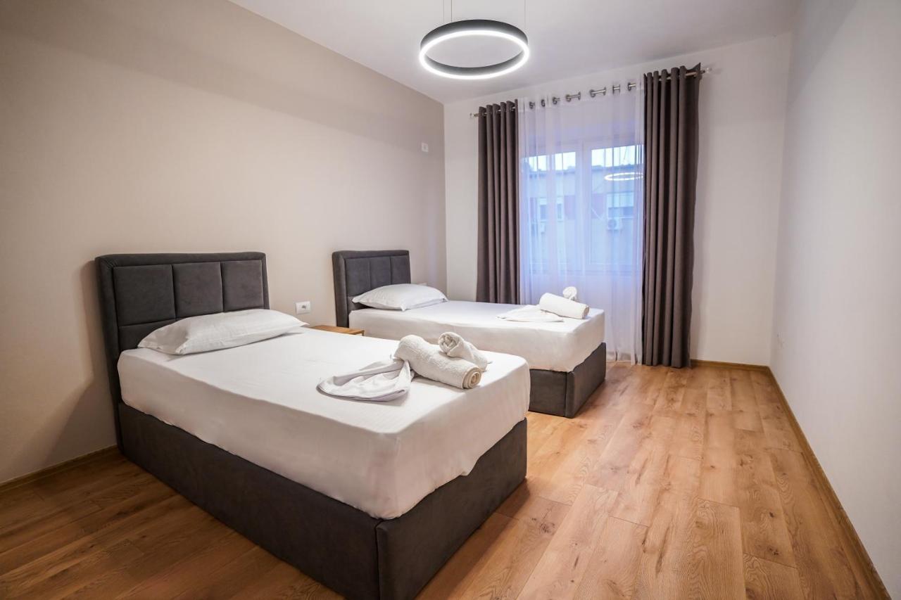 Hidden Gem Tirana 2Br Comfort In Historic Zone Exteriör bild